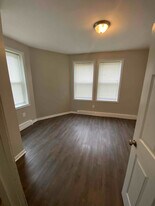Building Photo - 116 Ashley St