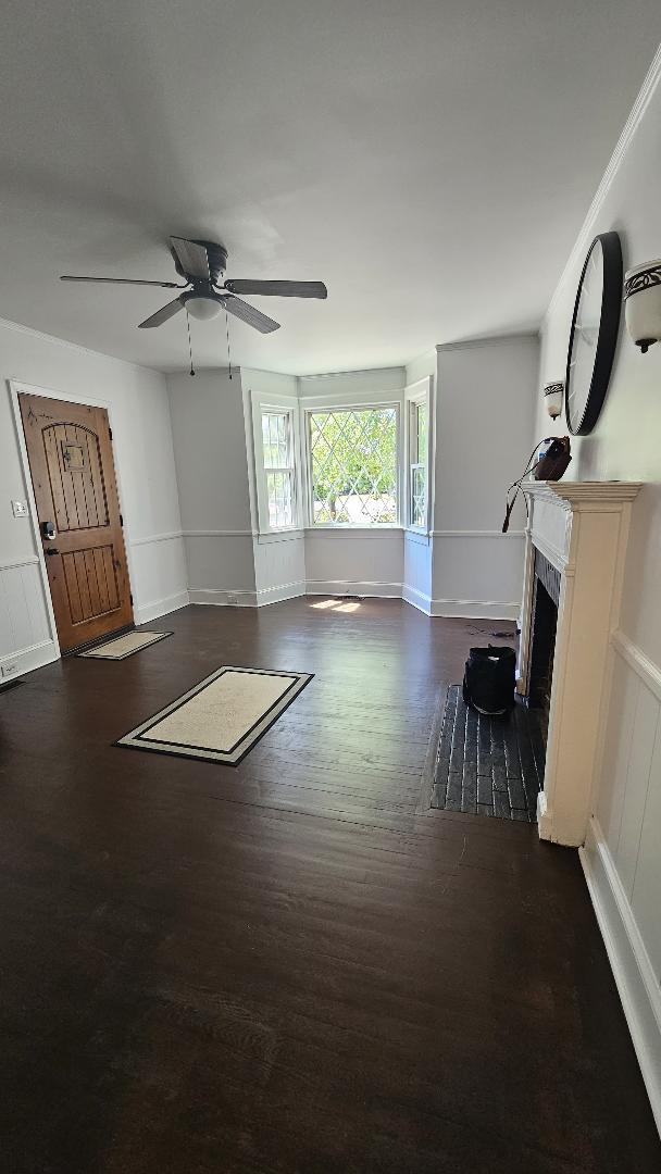 Building Photo - 323 Pine Grove Dr