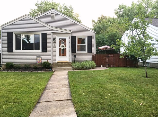 Primary Photo - 3244 N 87th St