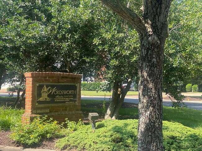 Building Photo - Woodsworth Village in West Neck 55+