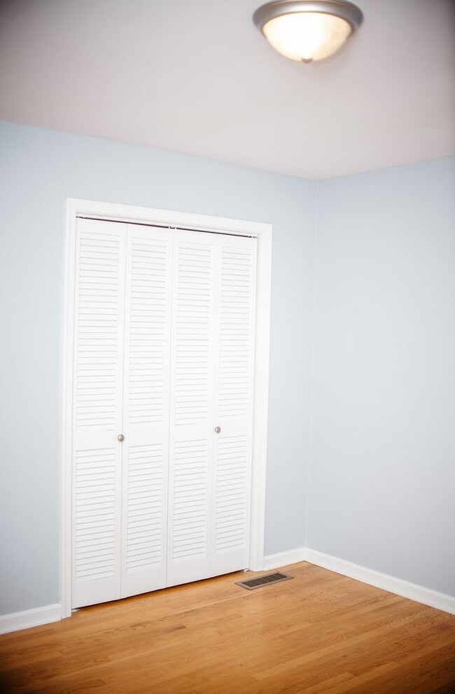 Building Photo - 1449 Jill Dr