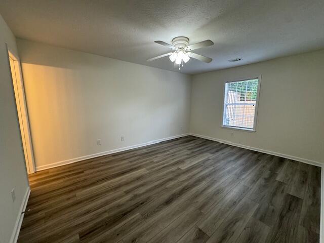 Building Photo - 133 Hillsborough Ln