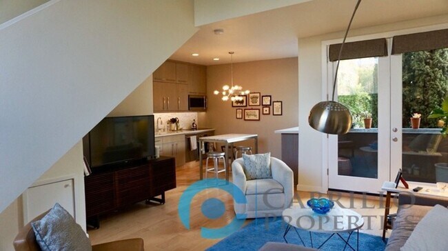 Building Photo - Live your best life!-Loft in Prime Little Italy Location