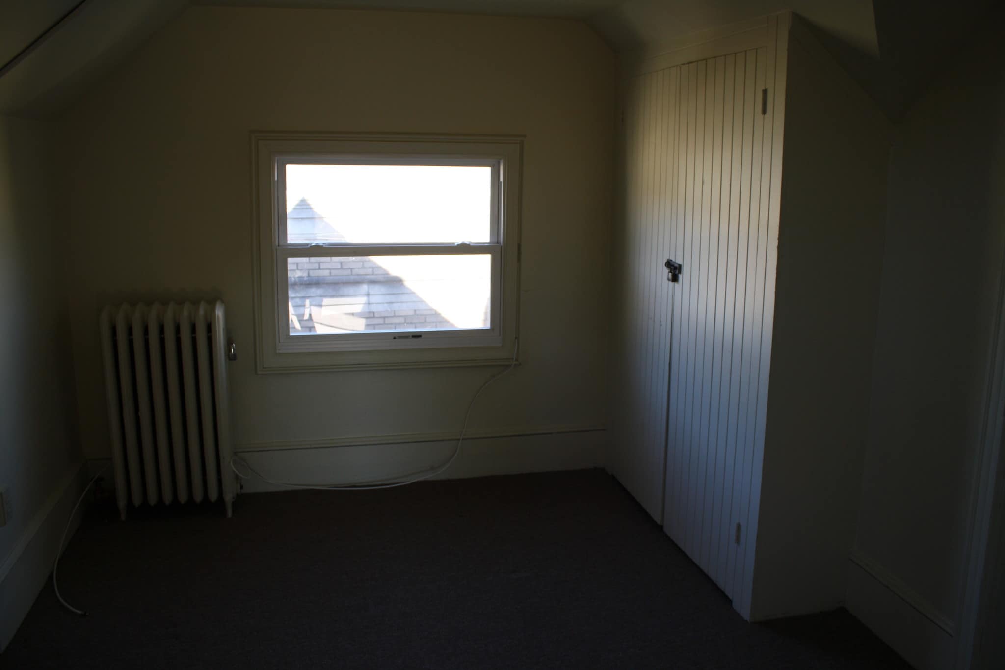 Building Photo - 362 E Main St