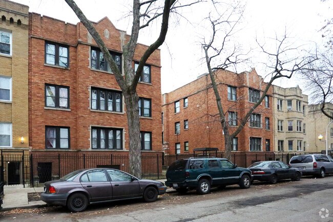 Primary Photo - Whipple Apartments