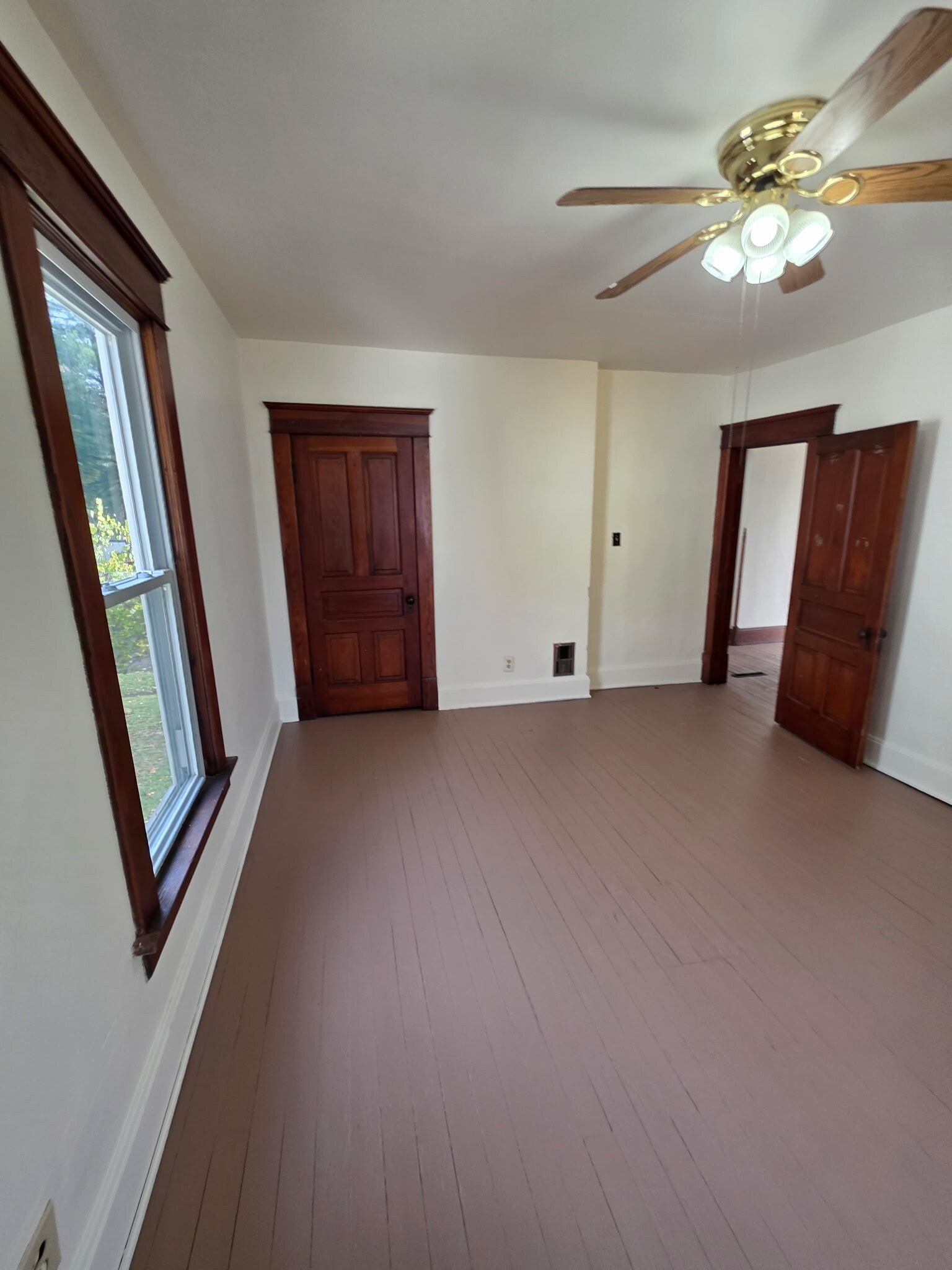 Building Photo - 409 S 3rd St