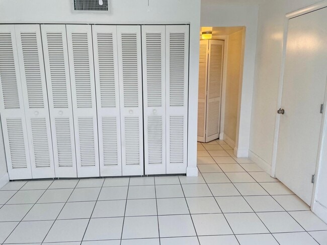 Building Photo - 4080 Tivoli Ct