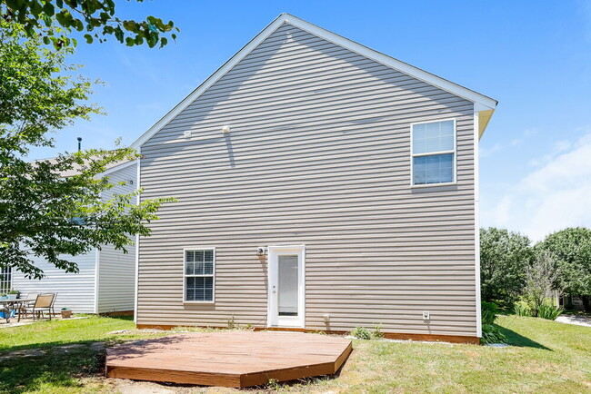 Building Photo - 2006 Chadwell Ct