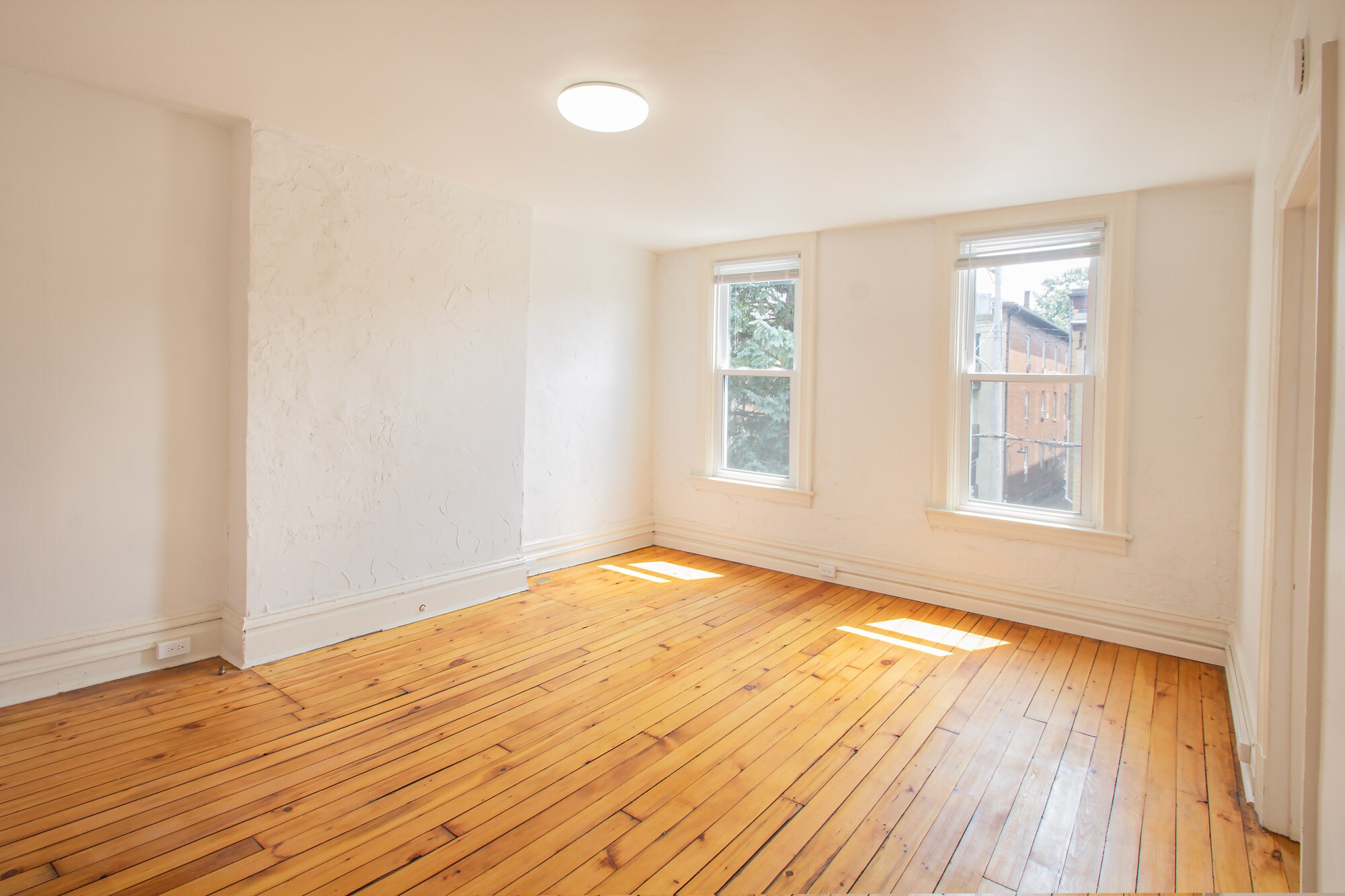 Building Photo - 315 South Ave