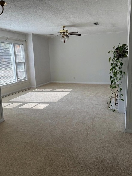 Building Photo - 510 Roosevelt Dr