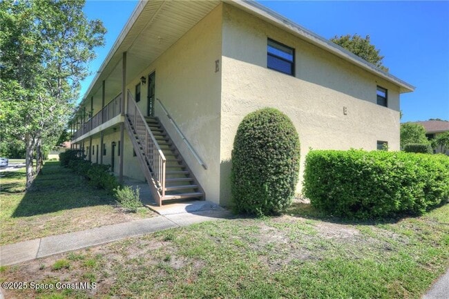 Building Photo - 400 18th St