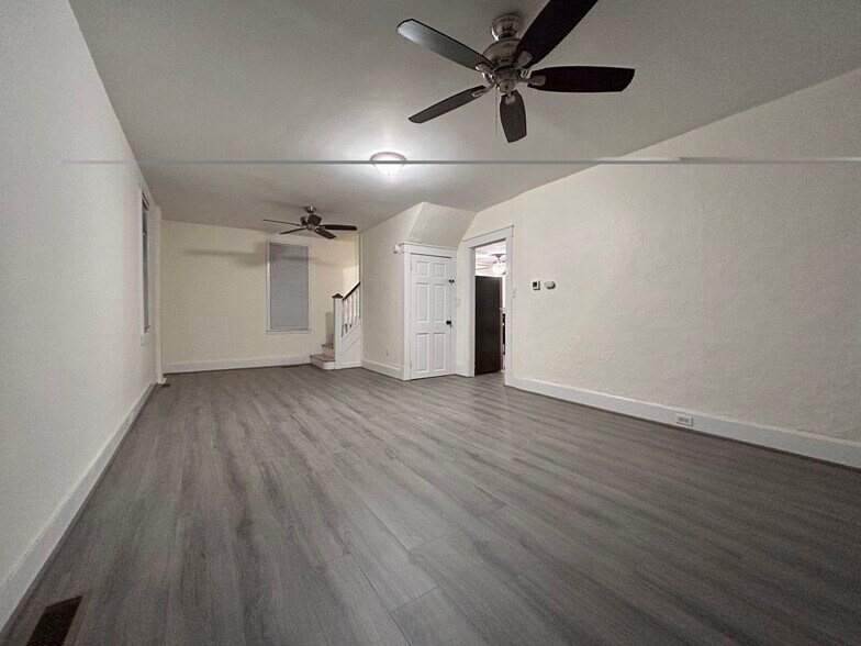 Building Photo - 108 Karns Ave