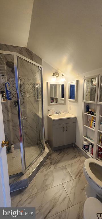 Building Photo - 1104 Mountain Hope Ct