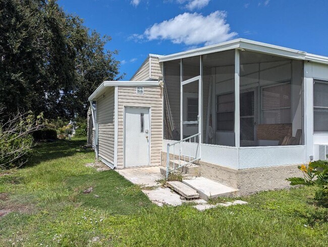 Building Photo - 71 W Caribbean
