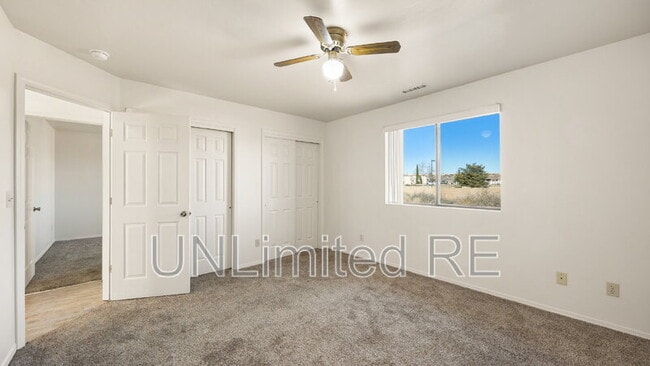 Building Photo - 7616 E Horseshoe Ln