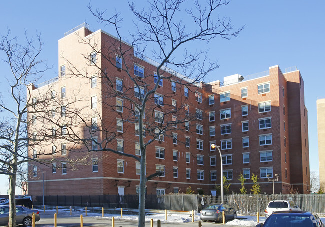 Building Photo - Surfside Gardens
