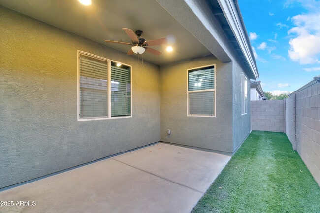 Building Photo - 9766 E Palladium Dr