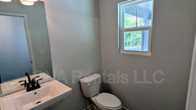 Building Photo - 2367 Summit Ave NW