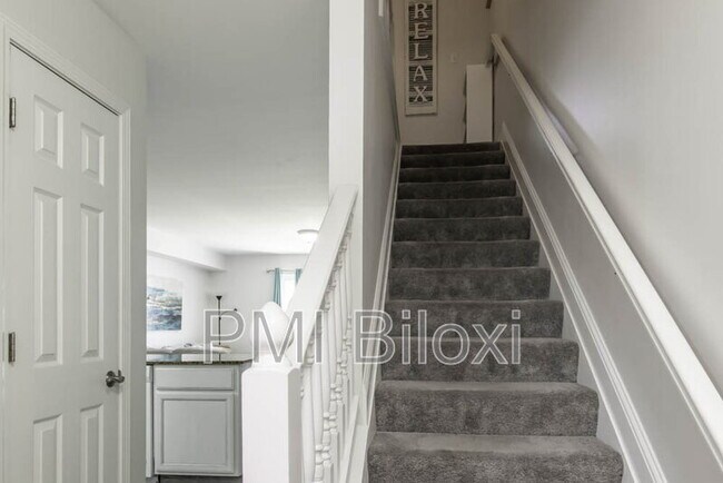 Building Photo - 1664 Beach Blvd