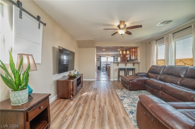 Building Photo - 504 Beckton Park Ave