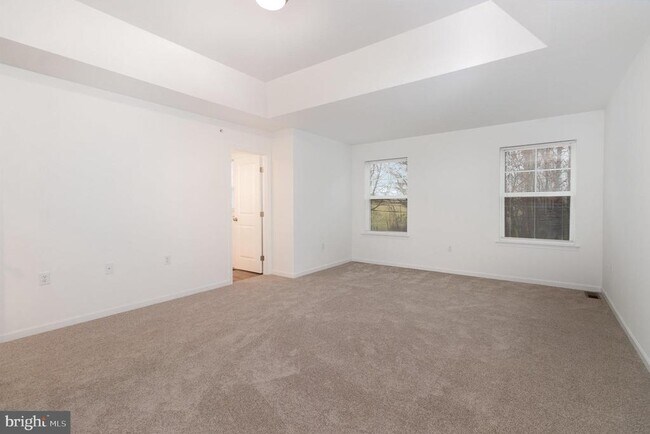 Building Photo - 104 Emma Cir