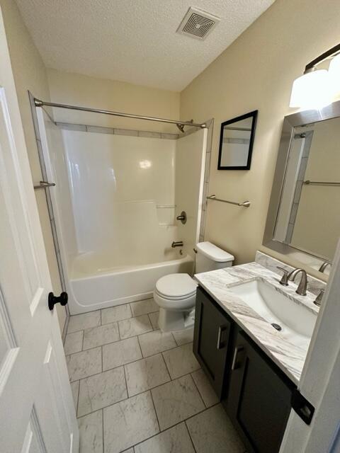 Building Photo - 36 Alder Ave SE