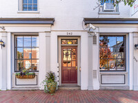 Building Photo - 242 State Street