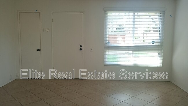 Building Photo - 5977 Caminito Yucatan