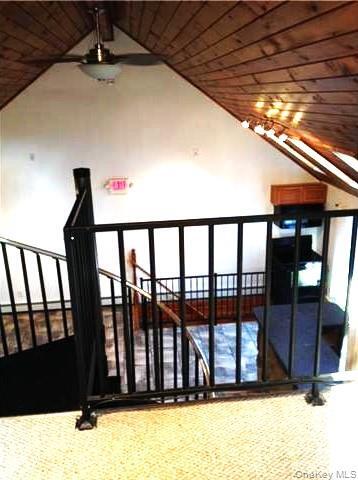 Building Photo - 13 Spring St