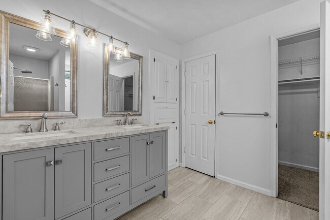 Building Photo - Charming 4-Bedroom Home for Rent in Chesapeake