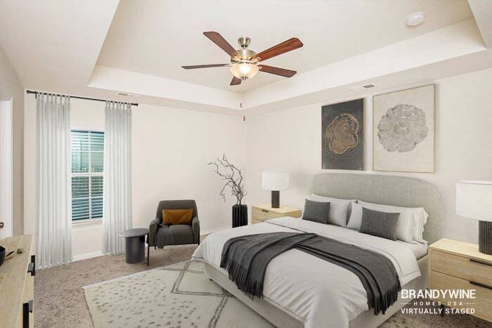 Building Photo - 552 Glenmanor Dr