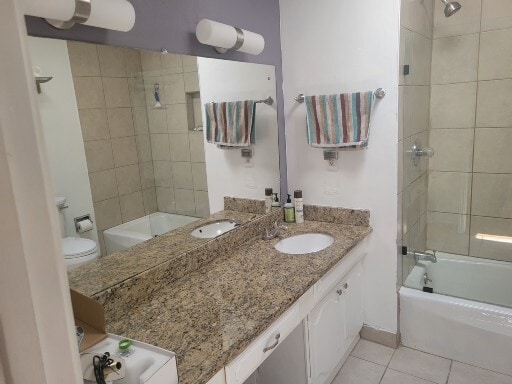 Main Bath - 376 N Post Oak Ln