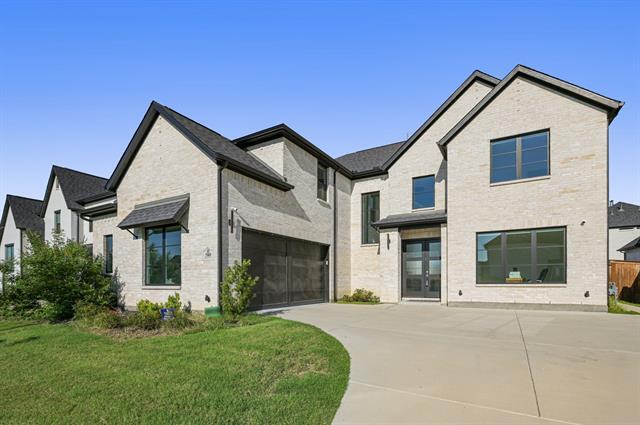 Building Photo - 580 Falling Leaves Dr