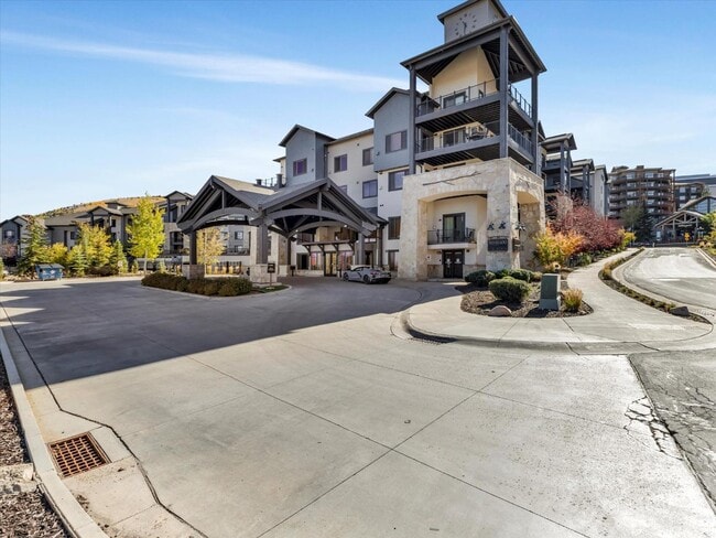 Building Photo - 2669 Canyons Resort Dr
