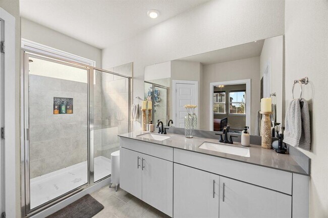 Building Photo - 2809 Stone Branch Dr