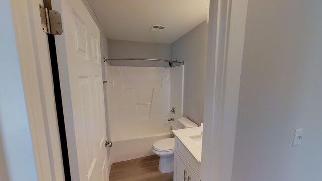 Bathroom - SomerStone Estates