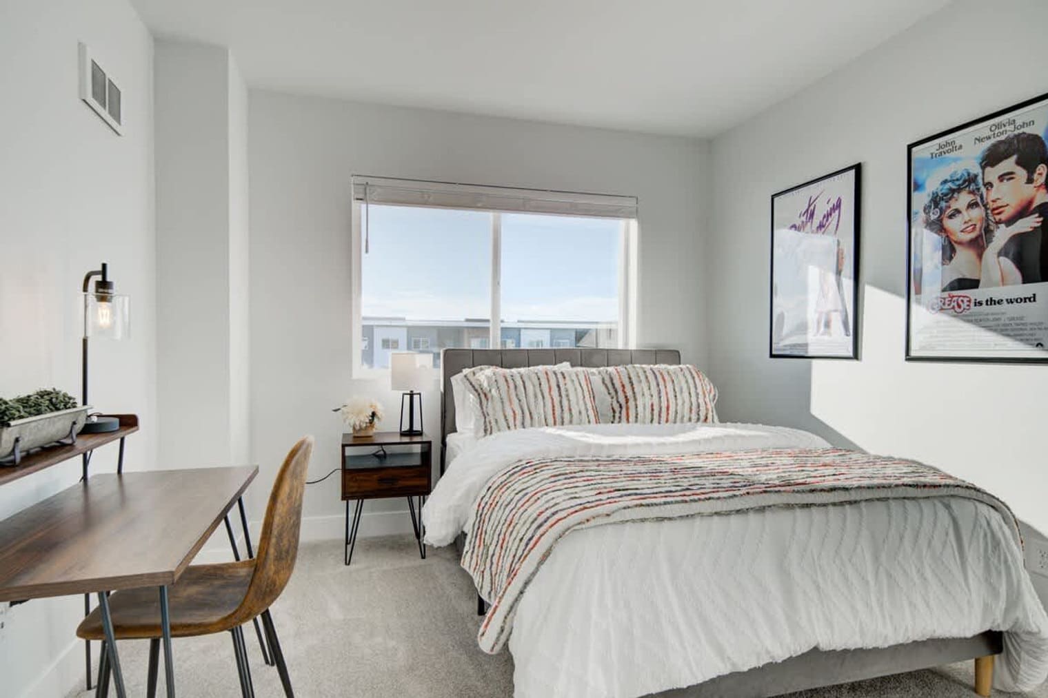 Building Photo - 5242 Fallon St