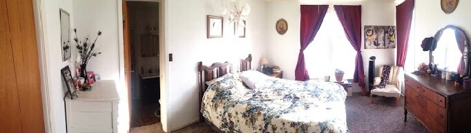 Building Photo - 815 5th Ave