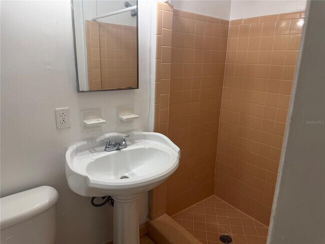 Building Photo - 6241 Balboa Dr