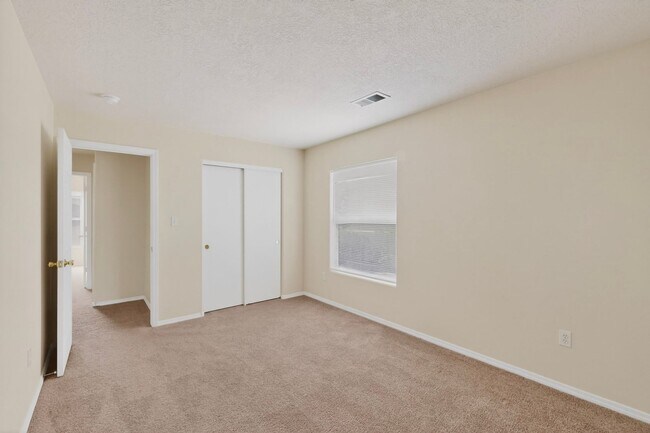 Building Photo - Spacious 5-Bedroom Home in Enchanted Hills – Rio Rancho