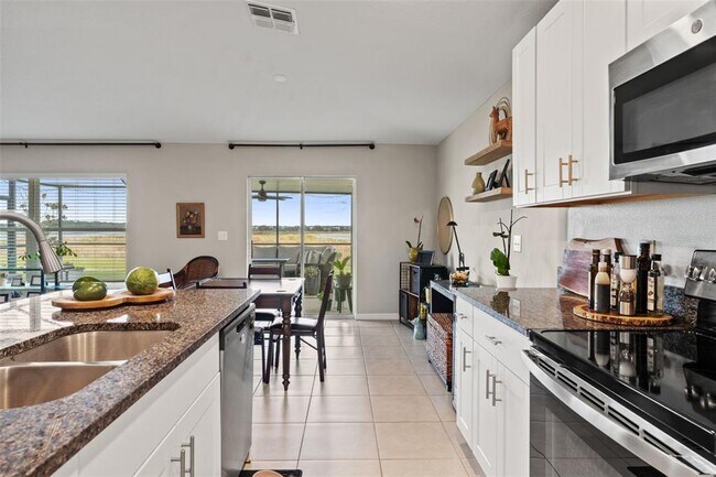 Building Photo - 31713 Sun Kettle Lp