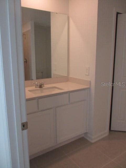 Building Photo - 3382 Alexander Dr