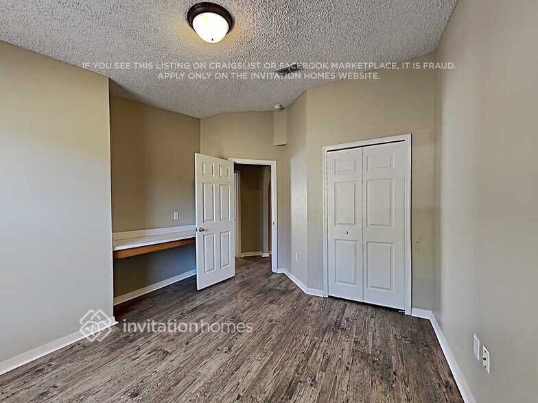 Building Photo - 15955 Wilkinson Dr