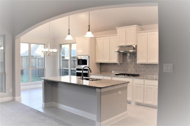 Building Photo - 2020 Overton Park Dr