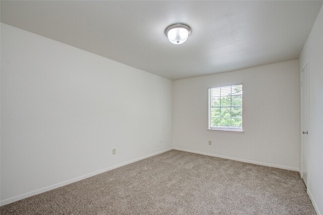 Building Photo - 3514 Quail Meadow Dr