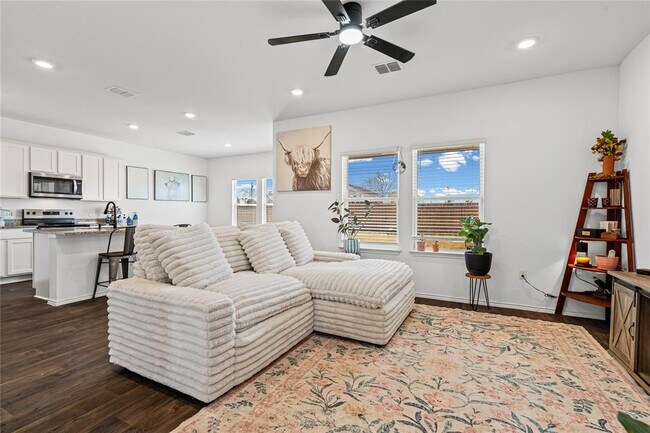 Building Photo - 18517 Cremello Dr