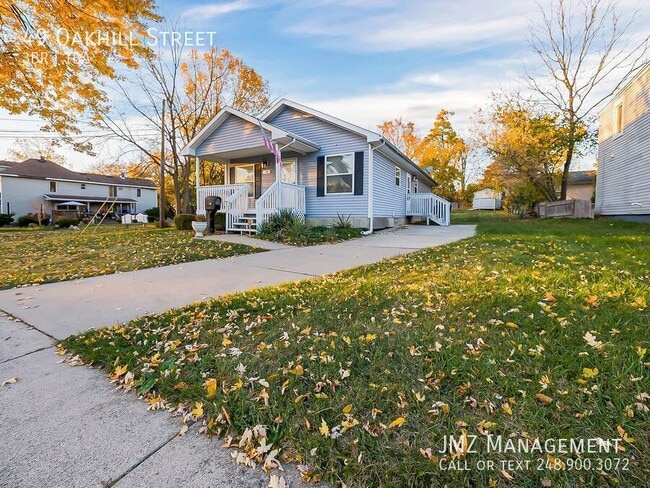 Building Photo - 49 Oakhill St