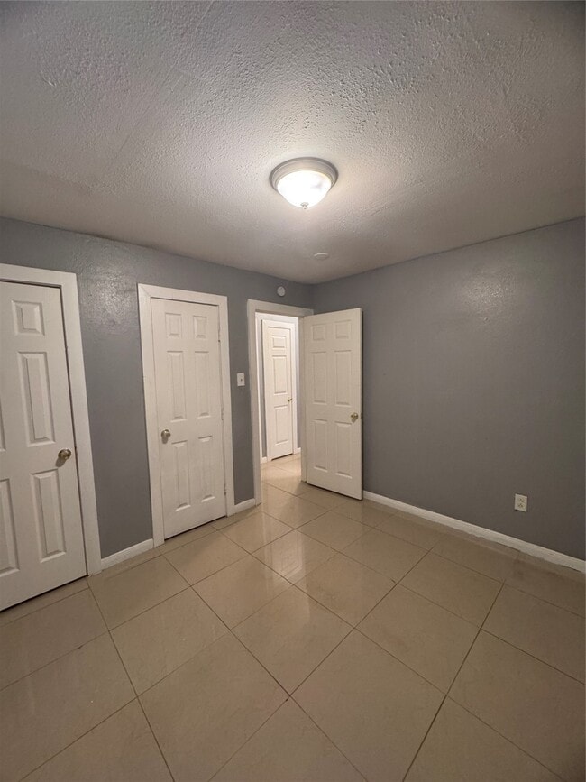 Building Photo - 4807 Mallow St