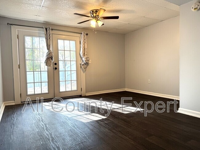 Building Photo - 862 Regal Path Ln