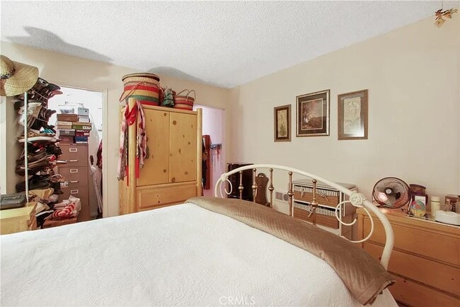 Building Photo - 1000 W MacArthur Blvd